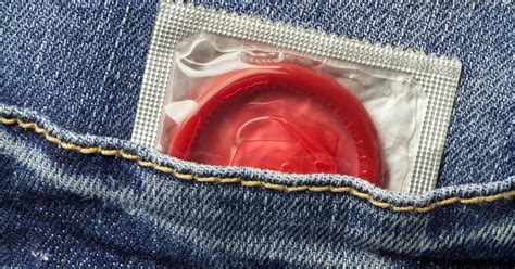 Fafanje brez kondoma Spolni zmenki Baoma